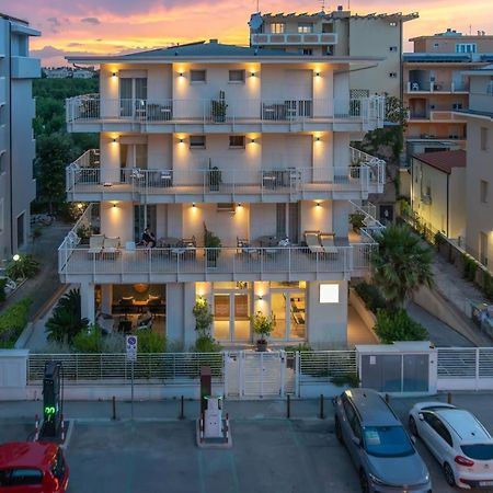 Hotel Riva E Mare Rimini Ngoại thất bức ảnh