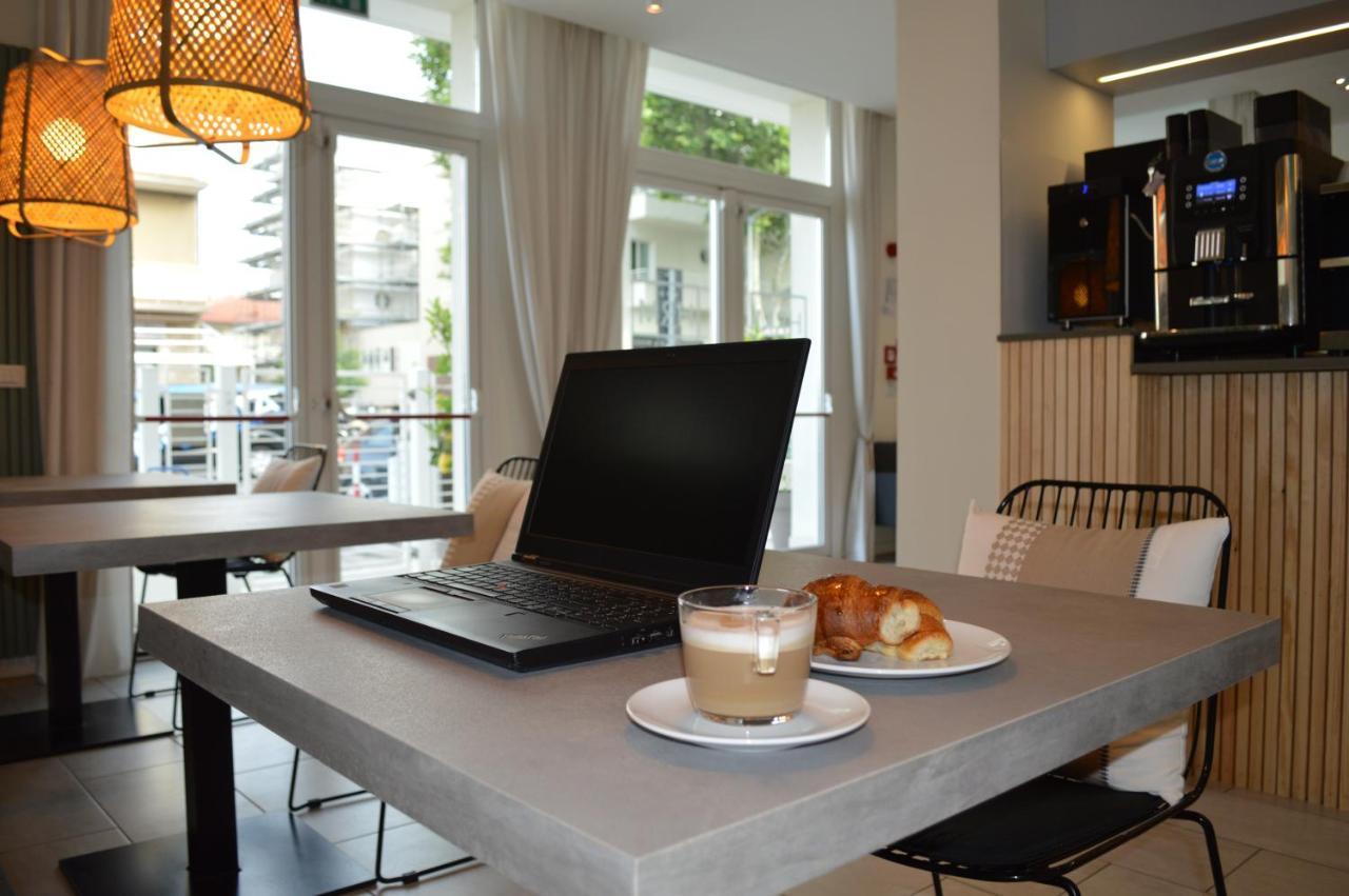 Hotel Riva E Mare Rimini Ngoại thất bức ảnh