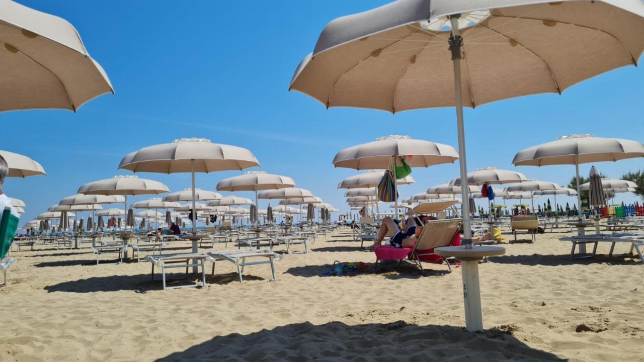 Hotel Riva E Mare Rimini Ngoại thất bức ảnh
