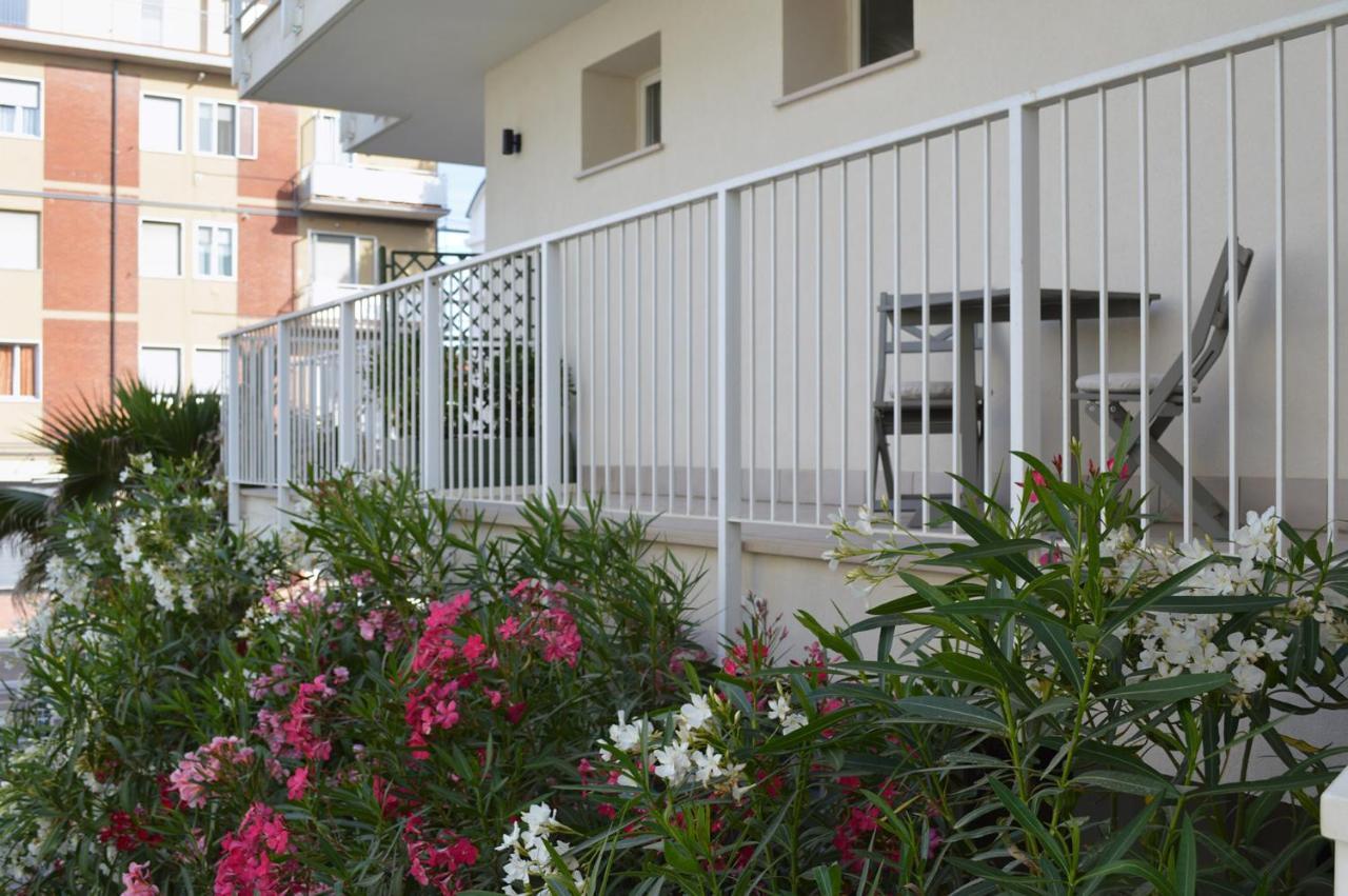 Hotel Riva E Mare Rimini Ngoại thất bức ảnh