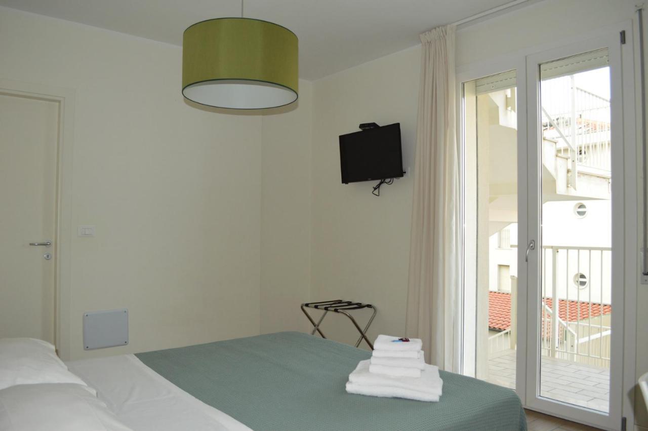 Hotel Riva E Mare Rimini Ngoại thất bức ảnh
