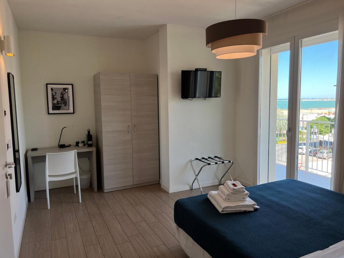 Hotel Riva E Mare Rimini Ngoại thất bức ảnh